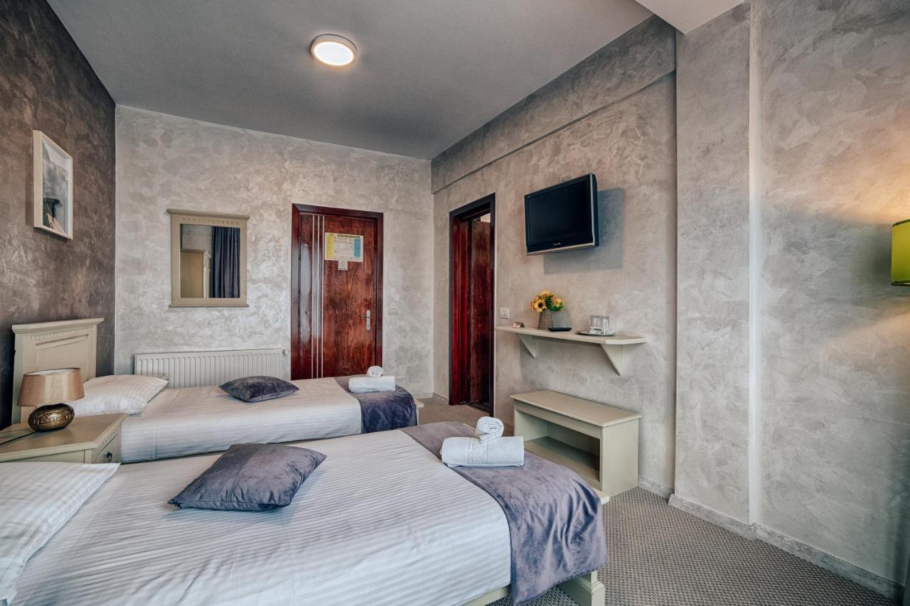 Casa Vatra Radauti Hostel Εξωτερικό φωτογραφία