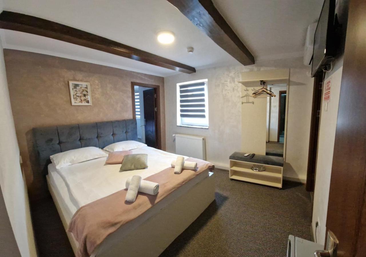 Casa Vatra Radauti Hostel Εξωτερικό φωτογραφία